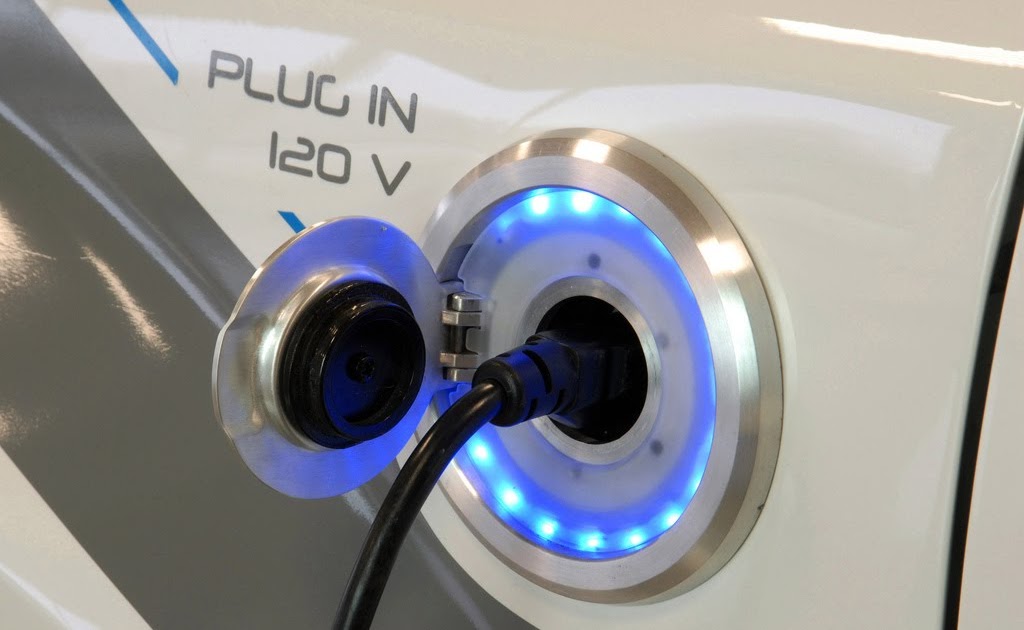 Electric Vehicle News SAE Develops New Standard for Communication
