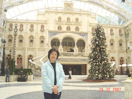 [mgm9.JPG]