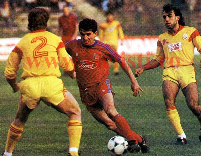 [hagi_1989.jpg]