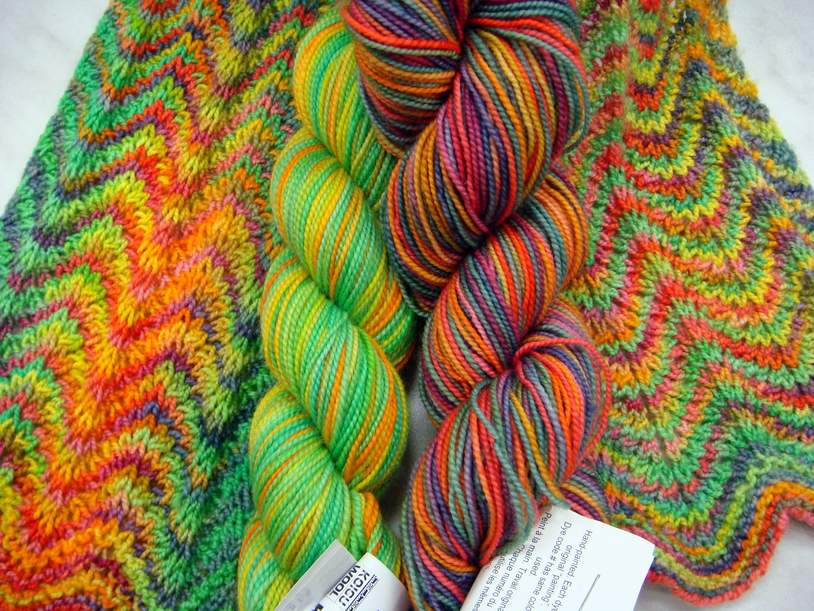 Will's Wools Koigu zig zag sjaal / scarf. WOW!