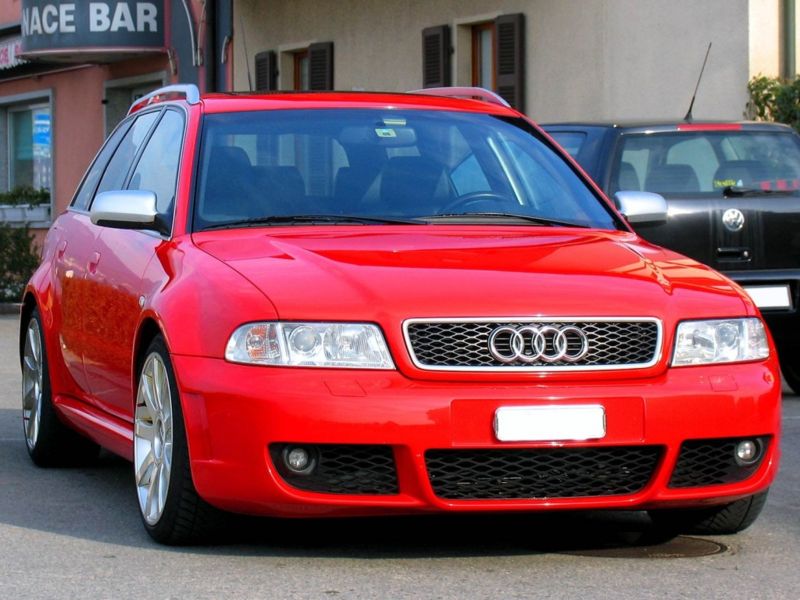 800px-Audi_RS4_B5.jpg
