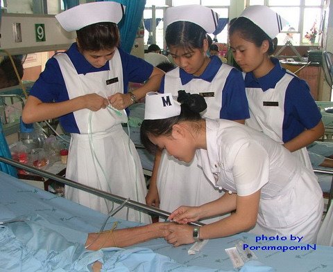 [FINAL+PIC+MELIZA+RANDOM.jpg]