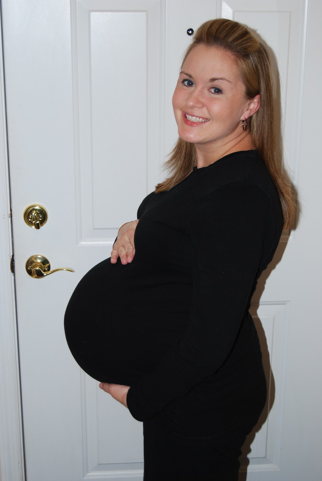 The Life of a Fireman's Wife: 37 Weeks - Full Term!!!