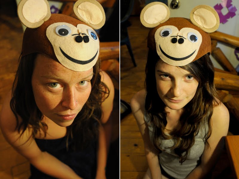 [happymonkeyfri1.jpg]