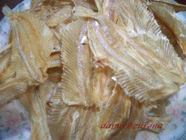 Dari Dapur Zurena Ikan Kering Masak Asam