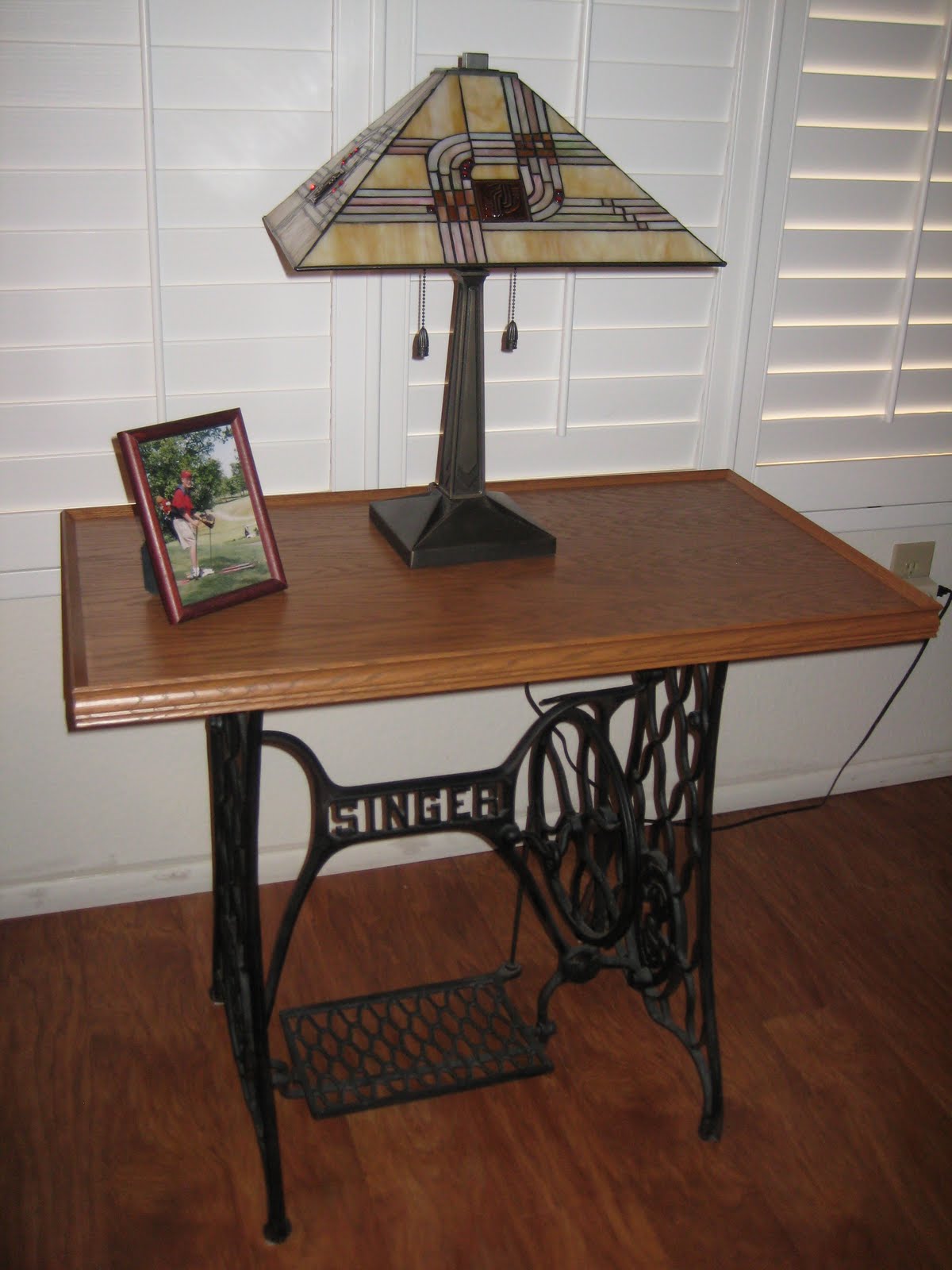 Ironwood Hill Design Singer Sewing Machine Table