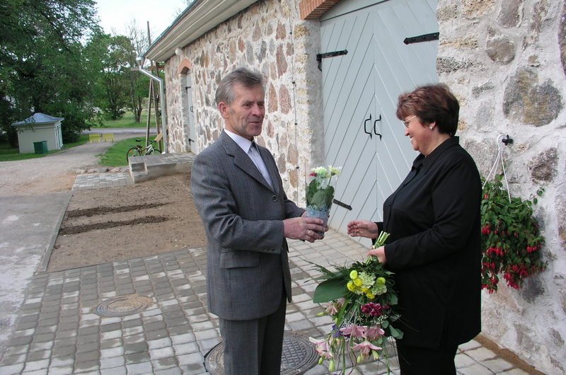 [P6116677.JPG]