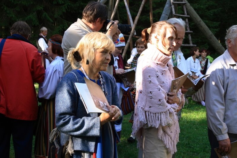 [IMG_3831.JPG]