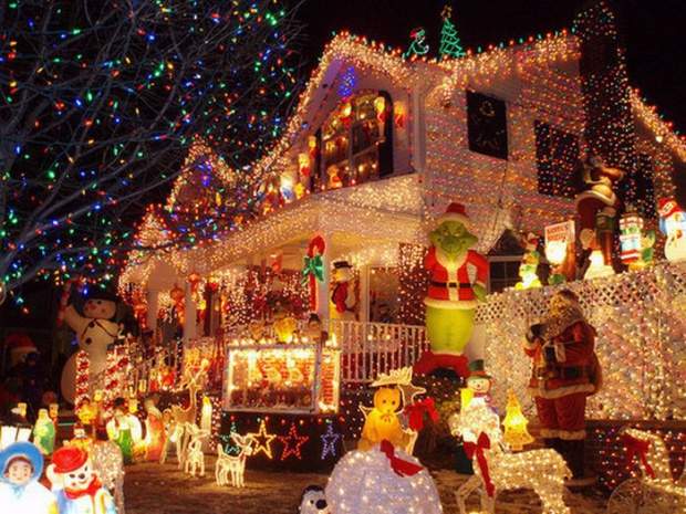 Christmas Lights On Houses