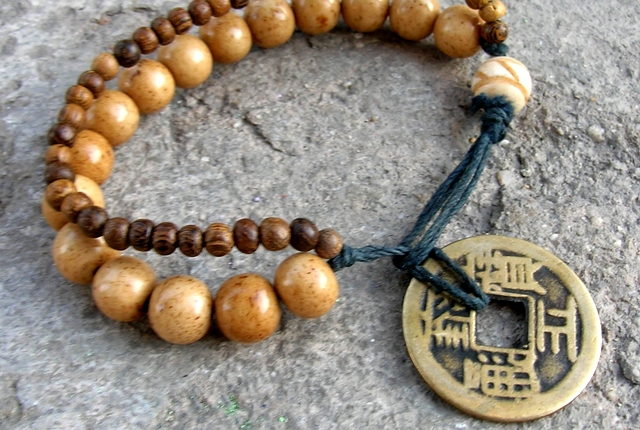 Buddhist Pendants on Top Celebrity Jewelry Blog Zen Buddhist Jewelry Is A Lovely Gift For