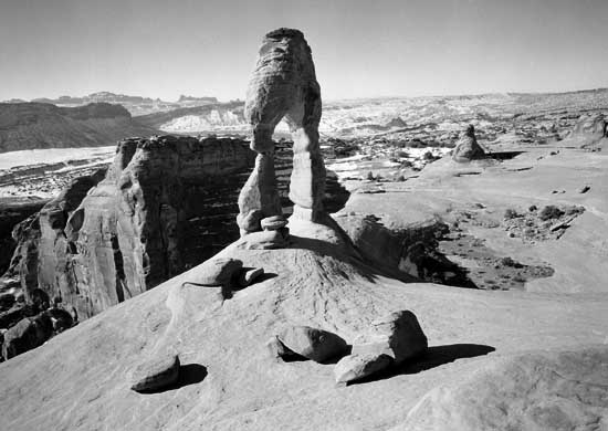 [utah-moab-arches-delicate-arch-388909.jpg]