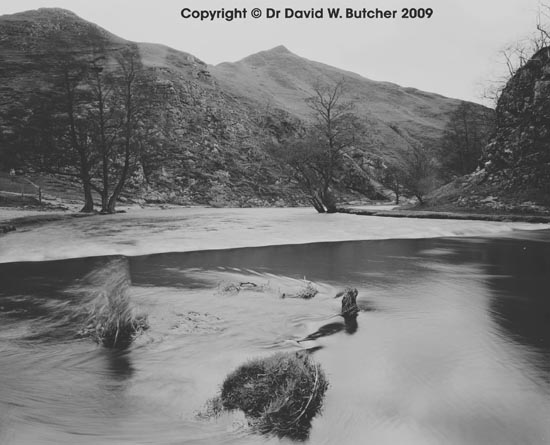 [dovedale-flood-317209a.jpg]