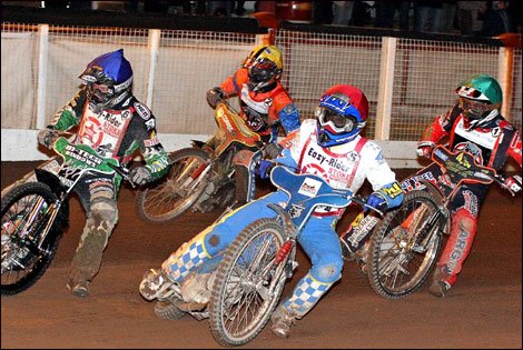 [speedway_opener_2008_470x315.jpg]