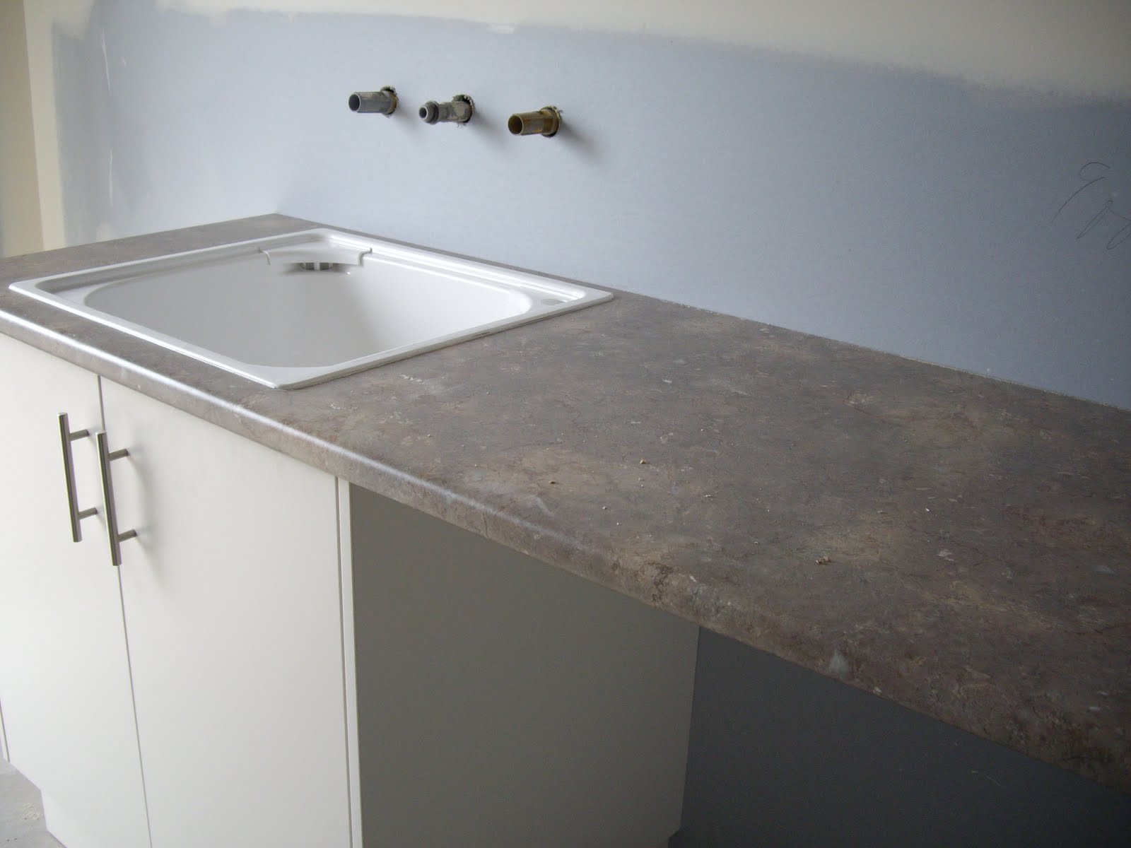Laundry trough and bench....just love the laminate