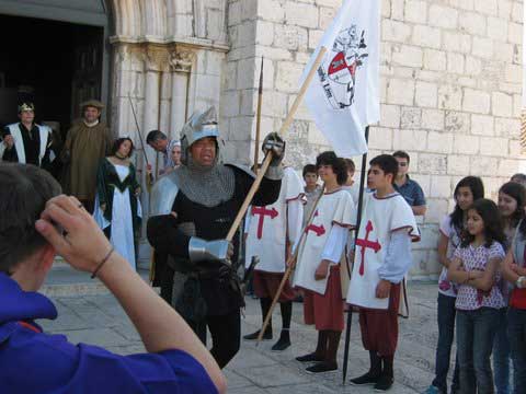 [FeiraQ8.jpg]