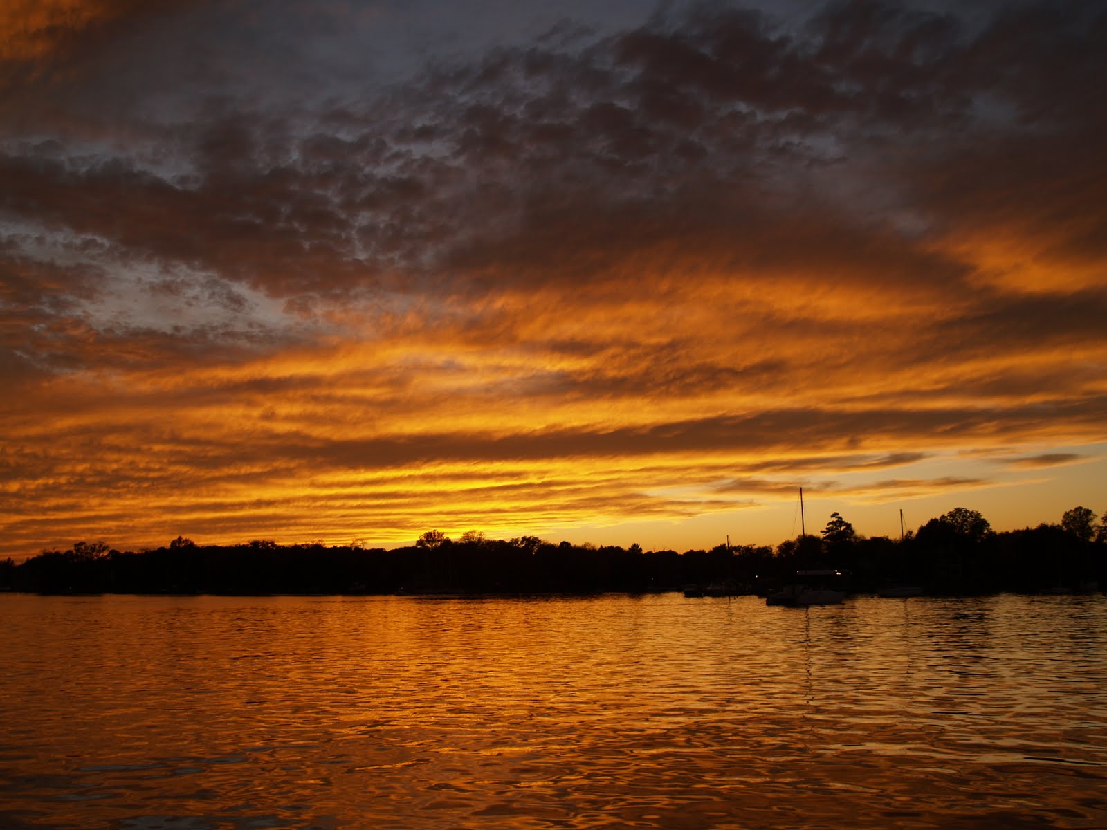 [sunset.JPG]