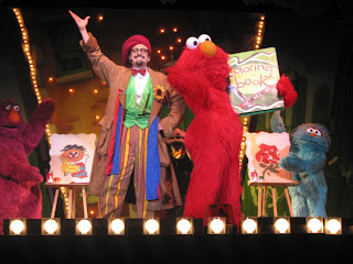 dot mommygene's: Sesame Street Live - Elmo's Coloring Book