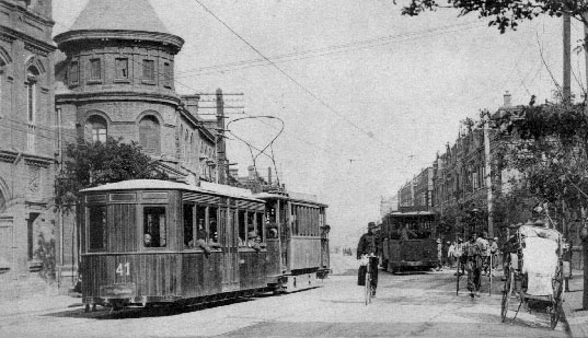 [Tientsin+tram.jpg]