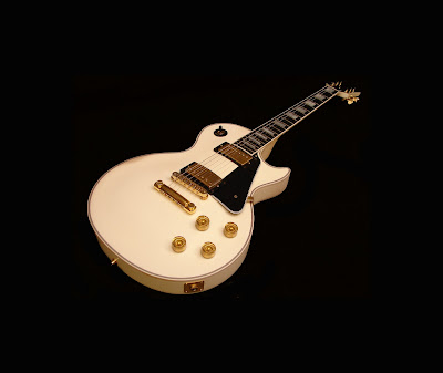 The maker of for me the greatest electric guitar,Les Paul died today.