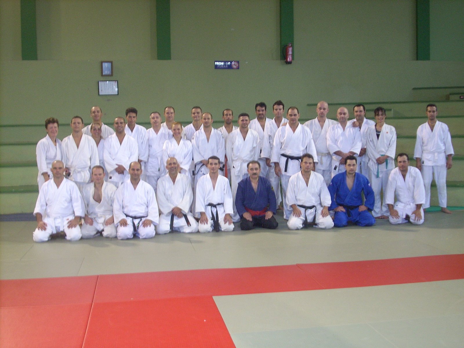 [DSCN1256.JPG]