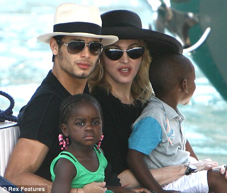 MADONNA+BLACK+BABYS.jpg