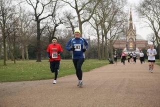 [me+running+in+kensington+gardens2.bmp]