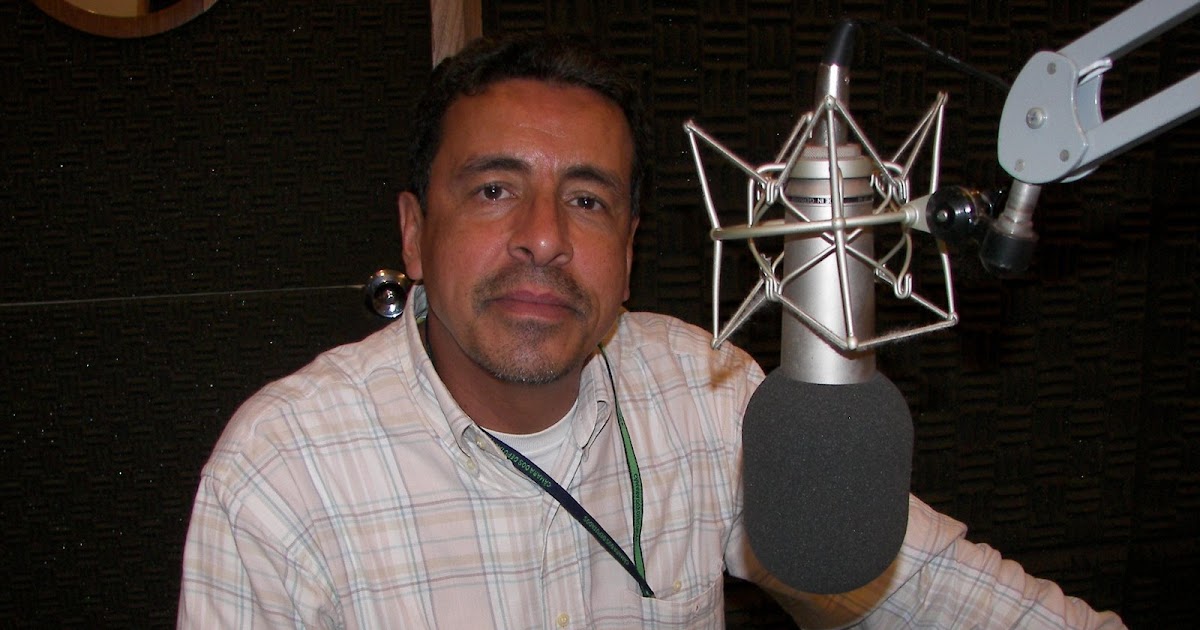 Check out here the worldwide radio news! A Voz do Brasil 01 Entrevista