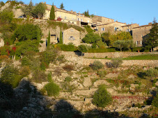 Village d'Ardèche  en automne