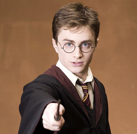http://3.bp.blogspot.com/_gISCw3FMExM/TITsz3rlBkI/AAAAAAAAAA4/2Vz0iIeaN6U/s1600/harry-potter122.jpg