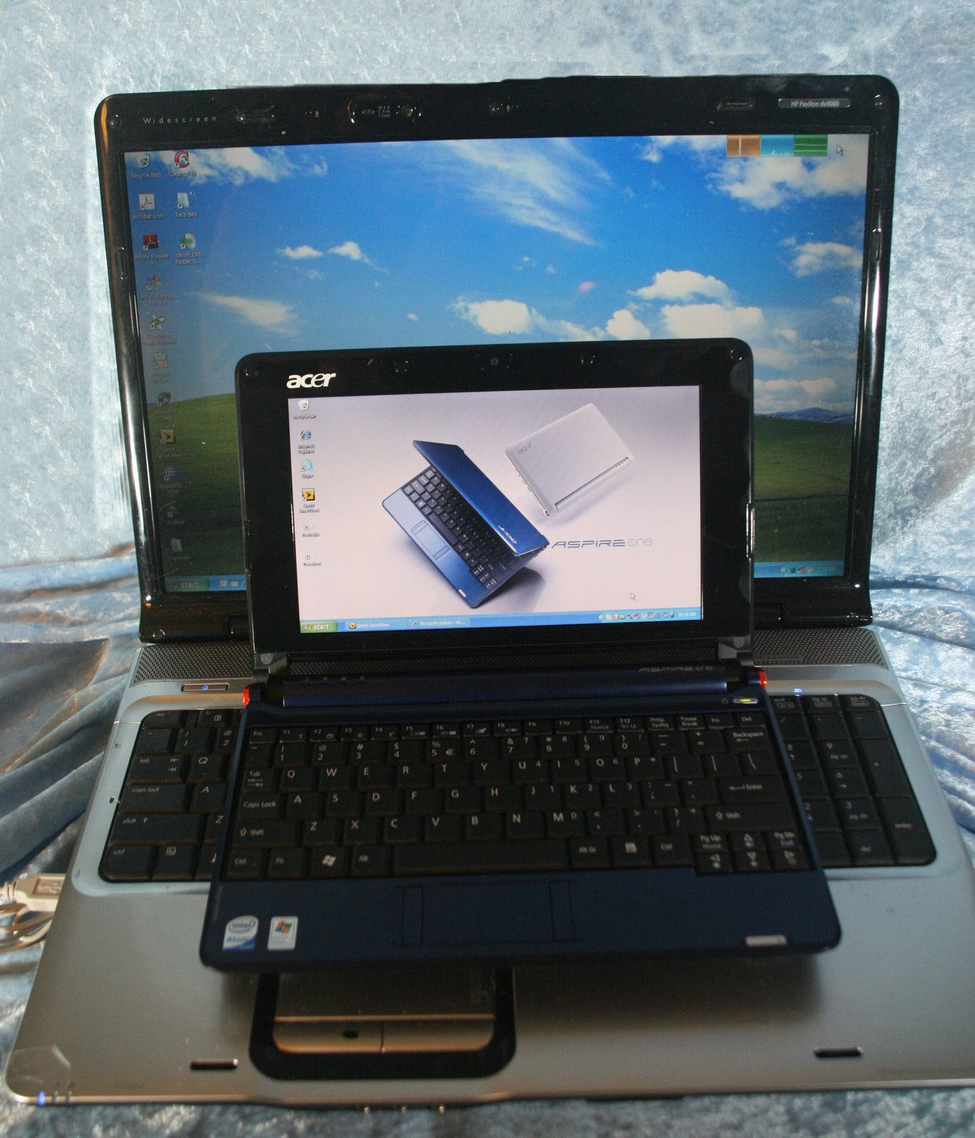 [netbook+comparison.JPG]