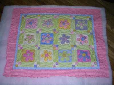 Applique Baby Quilt Patterns on Village Quilts  Flowers Baby