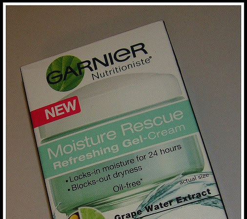 Product Review: Garnier Nutritioniste Moisture Rescue Refreshing Gel-Cream