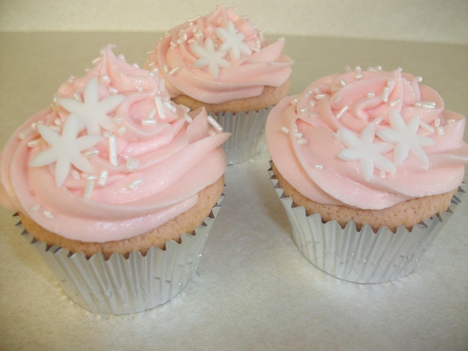 Pink Champagne Cupcakes