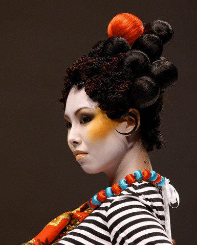 [Fashion_Hairstyles.jpg]