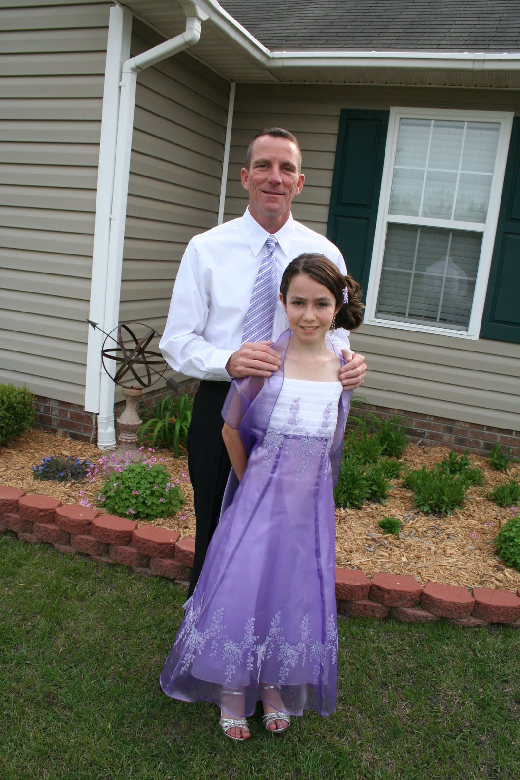 Unfocused Daddy Daughter Dance