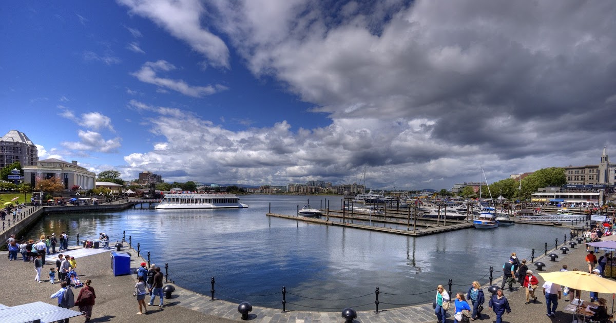 Victoria Daily Photo Inner Harbor Causeway