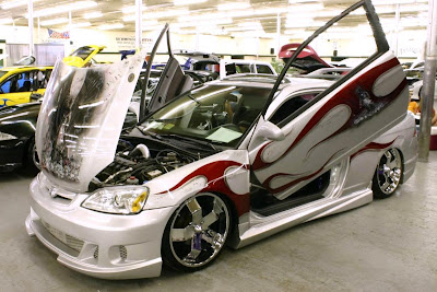 http://3.bp.blogspot.com/_gTJMEP-c2fo/S0CkwzR5N6I/AAAAAAAAOdg/XXwvDgqd_Mk/s400/tricked-out-car-6.jpg