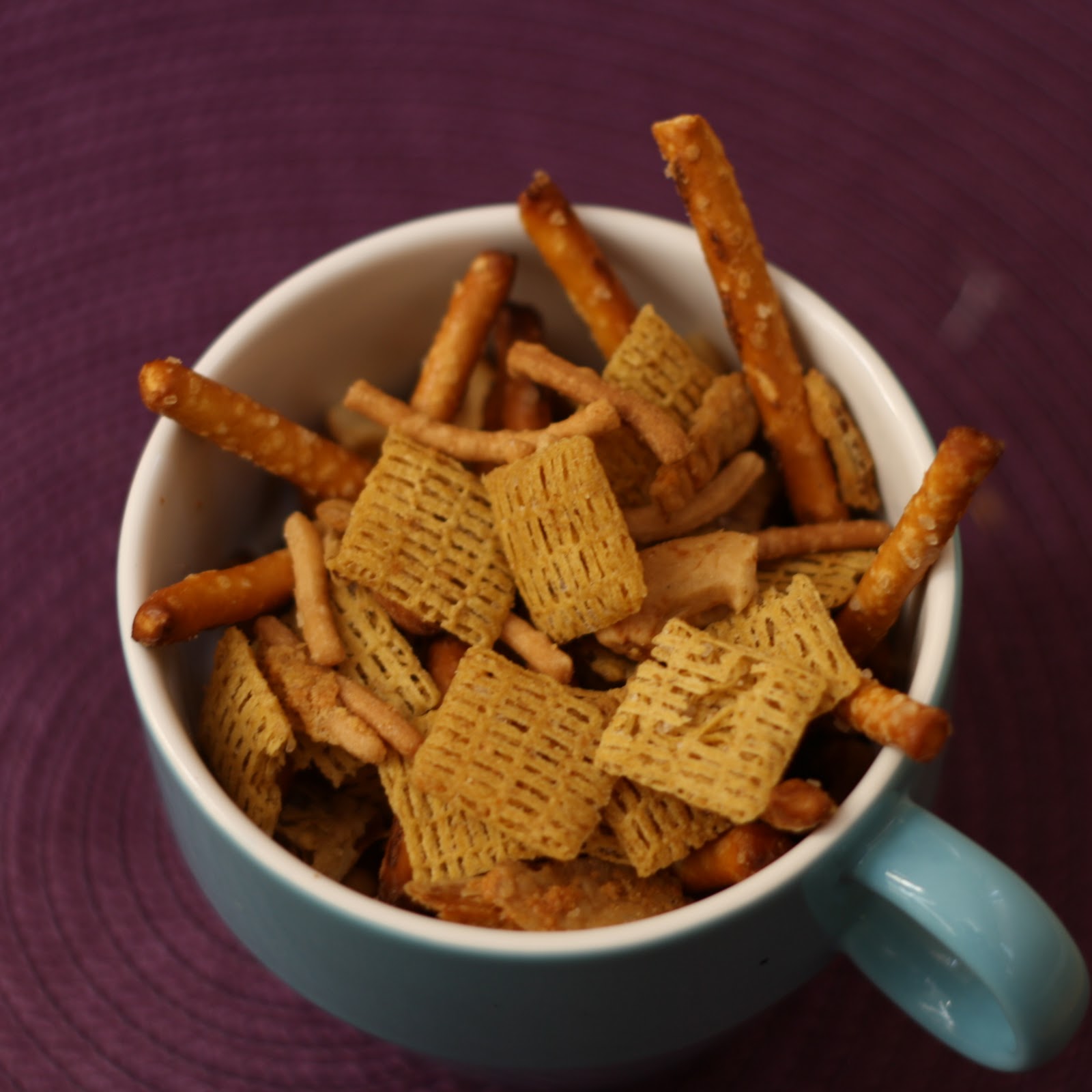 The Sweets Life Life Cereal Snack Mix