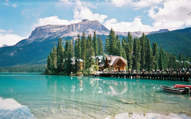 World Travel Informations Emerald Lake Lodge Canada
