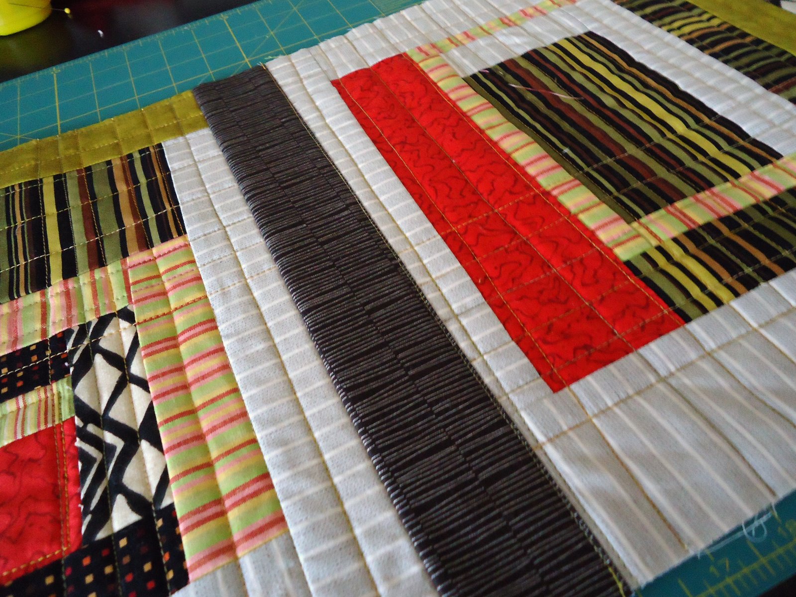 The Quilting Edge Tutorial/QAYG 4/Joining the Blocks