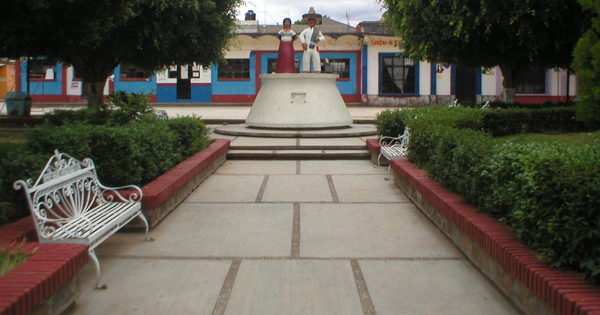 Toninolandia San Antonino Castillo Velasco