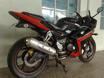 Bajaj+pulsar+220+sports