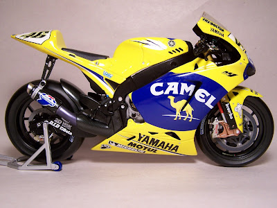 Yamaha M1 Yellow Camel MotoGP Edition 1