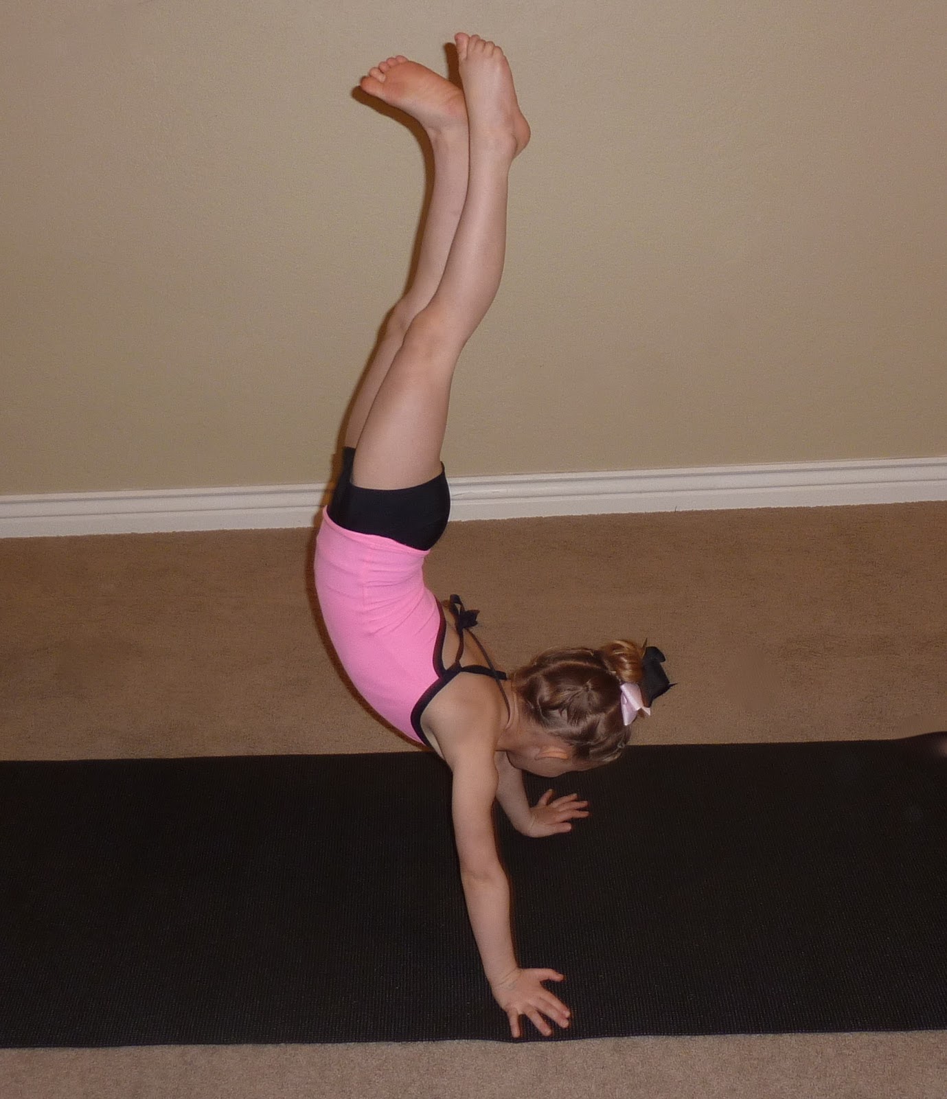 All 100+ Images How To Do Gymnastics At Home For Kids Sharp 12/2023