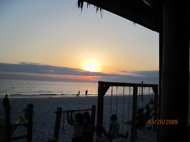 [Beach+&+Sunset+@+Toucan's+(3).JPG]