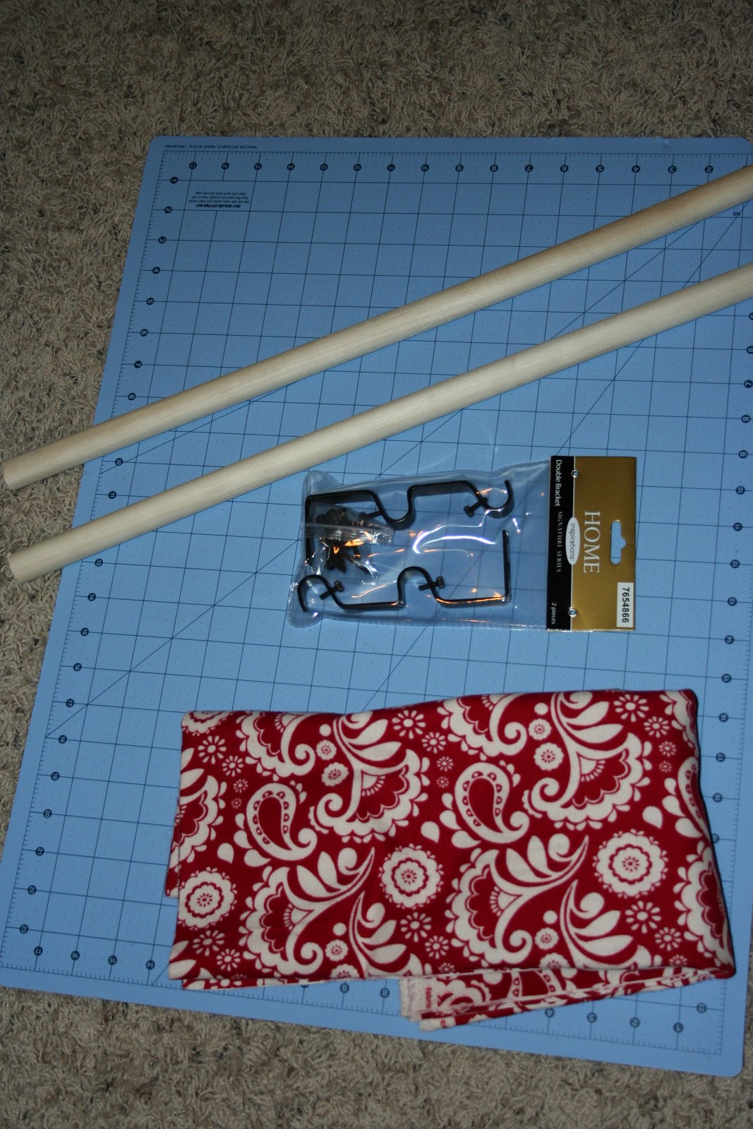 MD Designs Fabric Wall Book Holder