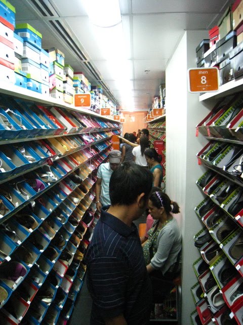 payless sm megamall