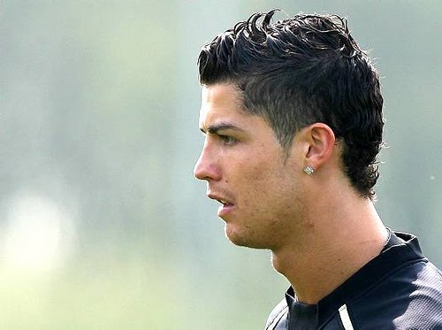 cristiano ronaldo hairstyle pics. Cristiano Ronaldo Hairstyle