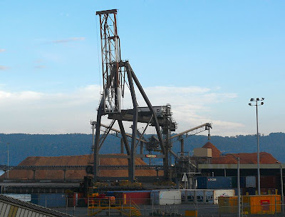 Burnie Port woodchip pile - 20 Nov 2007