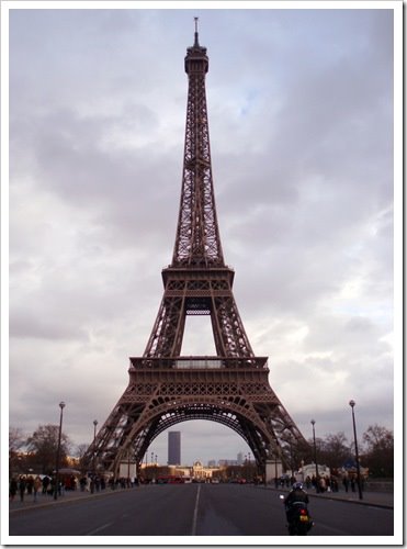 [paris_zorate.bmp]